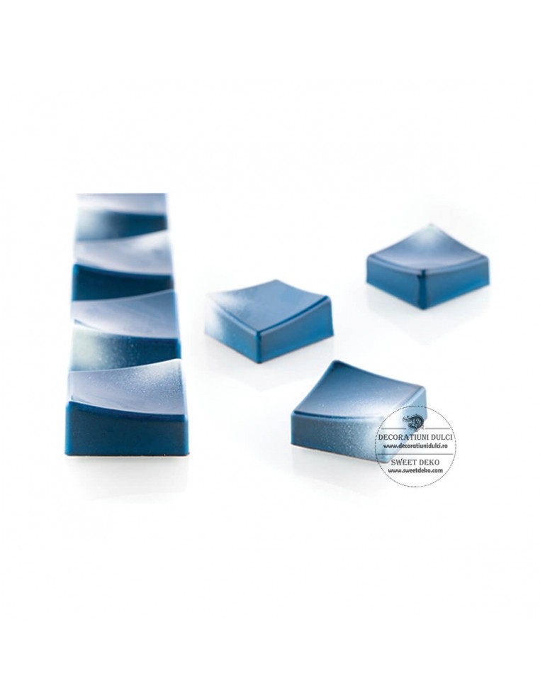 Matrita din tritan, pentru praline ondap, chocado Silikomart