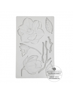 Mulaj flori de magnolie 2