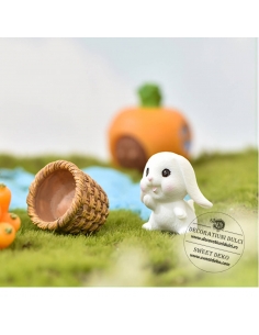 Mini topper iepuras cu urechile pe spate 2