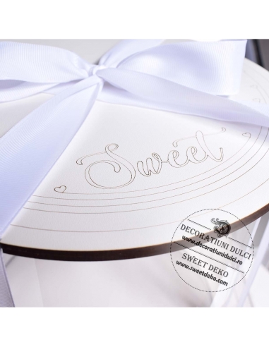 Cutie tort rotunda | Nature