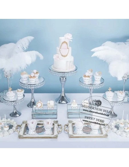 Suporturi argintii cu oglinda pentru prajituri (3 buc) Suporturi argintii cu oglinda pentru prajituri (3 buc)