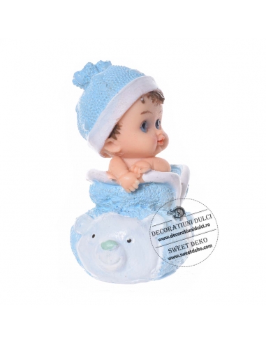 Decor tort, baietel in botosel ursulet