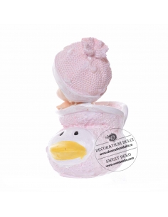 Decor tort, fetita in botosel cu forma de ratusca 2