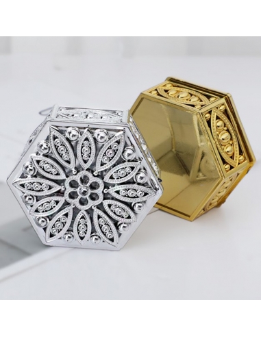 Cutie hexagonala baroque flower argintie, caseta 6cm