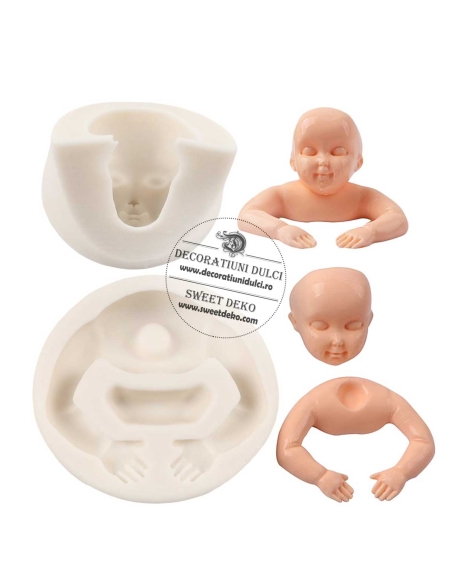 Mulaj bebelus cap si maini