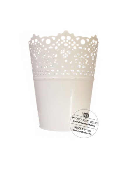 Ghiveci metalic decorativ, alb dantelat