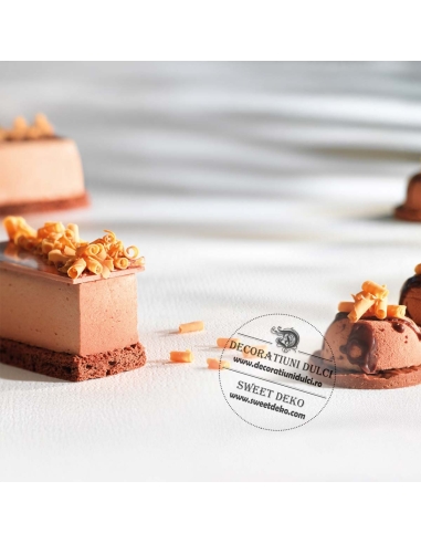 Blossom, bucle din ciocolata cu caramel, Callebaut