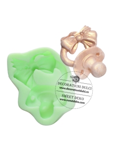 Mulaj suzeta cu fundita