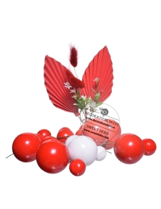 Decor mix sfere alb-rosu si 2 decoratiuni carton roz 2