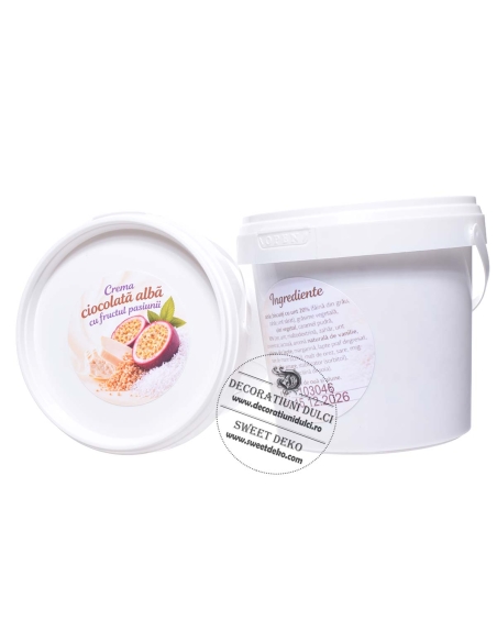 Crema ciocolata alba cu fructul pasiunii si insertii crocante| 500g.