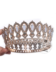 Coronita eleganta aurie cu pietre albe mate 2